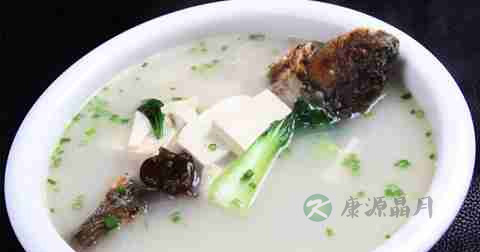做鲫鱼豆腐汤放什么调料