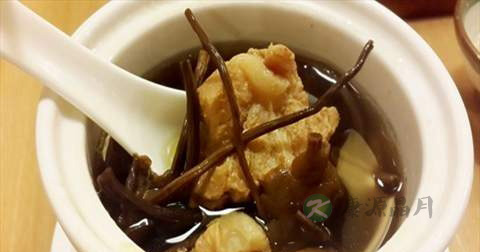 茶树菇排骨汤的营养价值