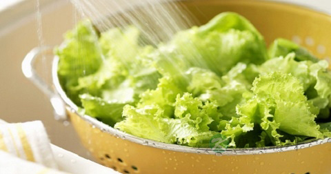 炒生菜能放酱油吗