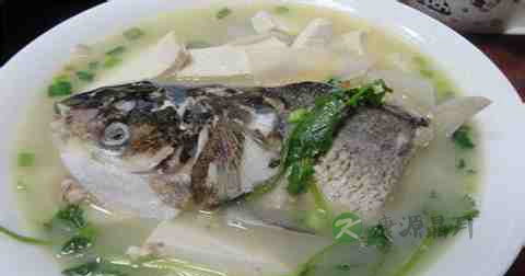 做鱼头豆腐汤放什么调料