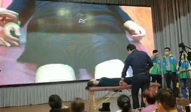 脉法针灸：治疗心情总是紧张，气上不来